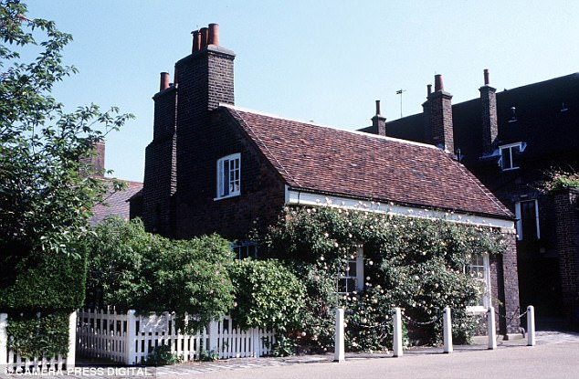 Nottingham Cottage 